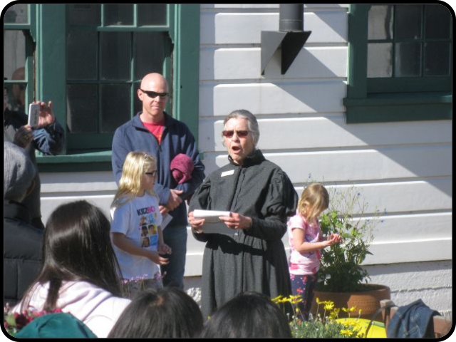 head docent reading the proclamation